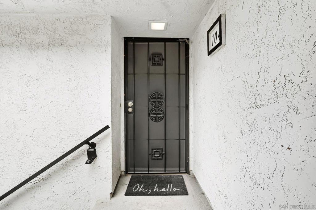 450 W Vermont Ave 104 Property Photo 22