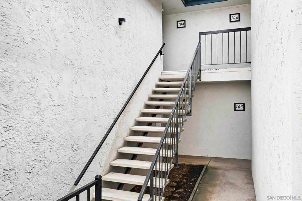 450 W Vermont Ave 104 Property Photo 23