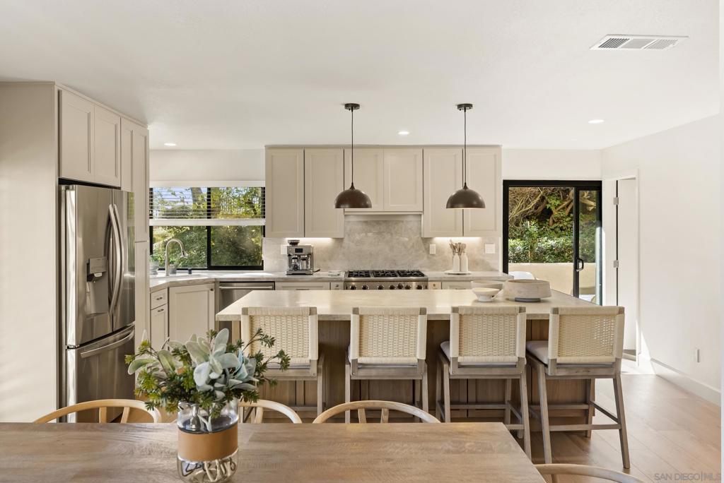 6489 Caminito Catalan Property Photo 2