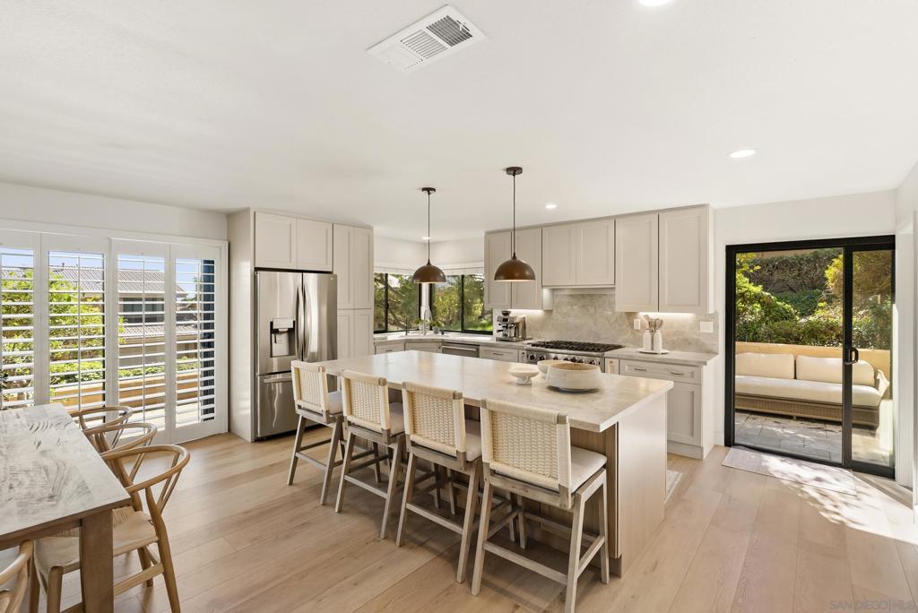 6489 Caminito Catalan Property Photo 10