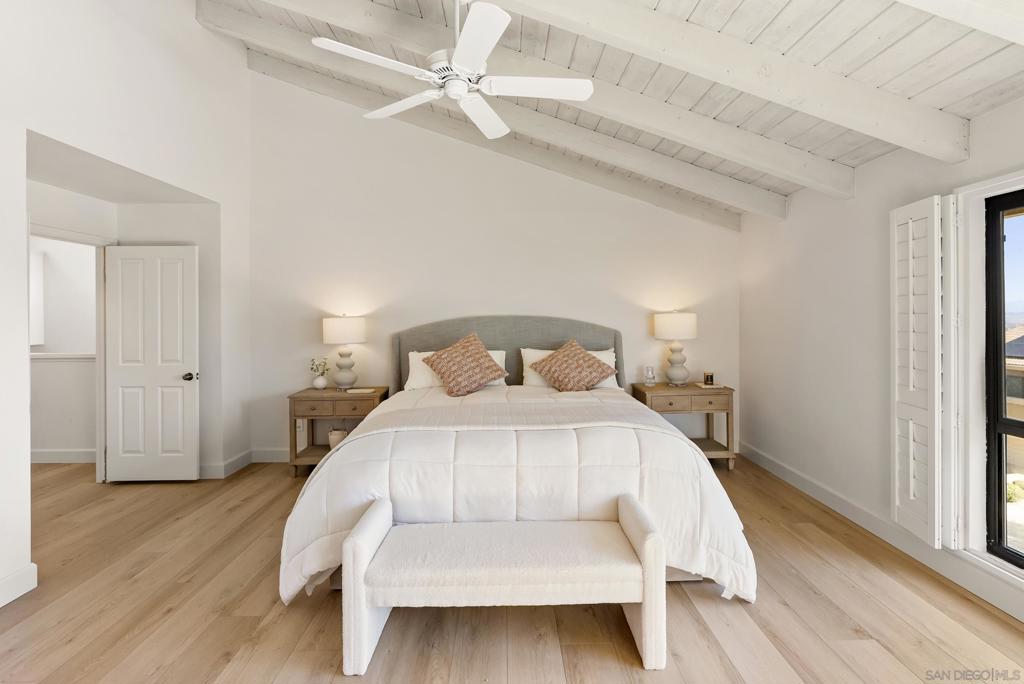 6489 Caminito Catalan Property Photo 16