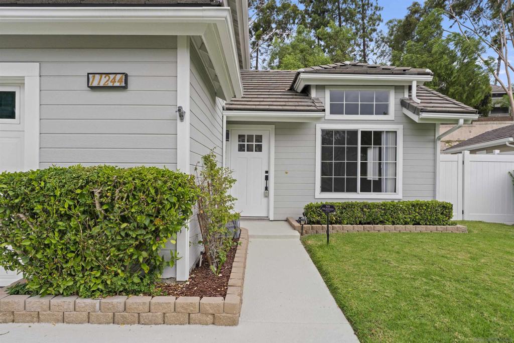 11244 Woodrush Property Photo 2