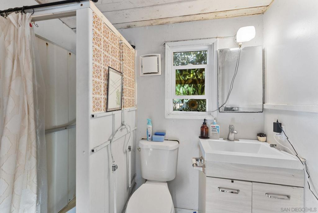 4416 18 34th St Property Photo 13