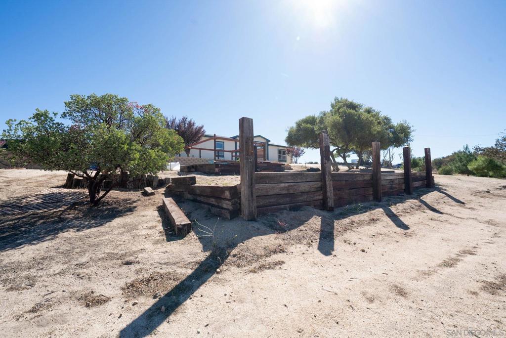 39550 Jewel Valley Ct Property Photo 21