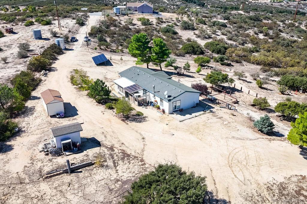 39550 Jewel Valley Ct Property Photo 29