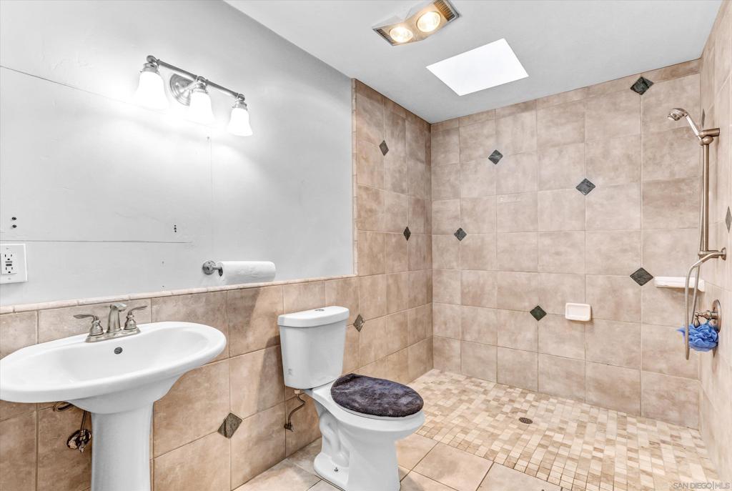 414 First Ave. Property Photo 8