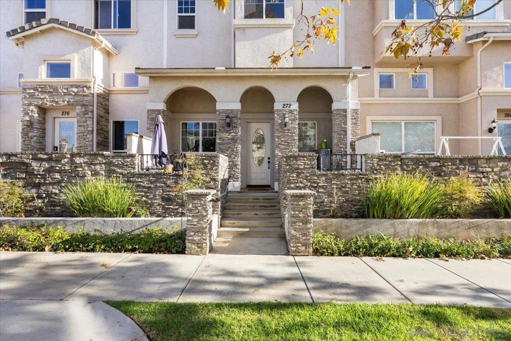 272 Indiana Ave Property Photo 1