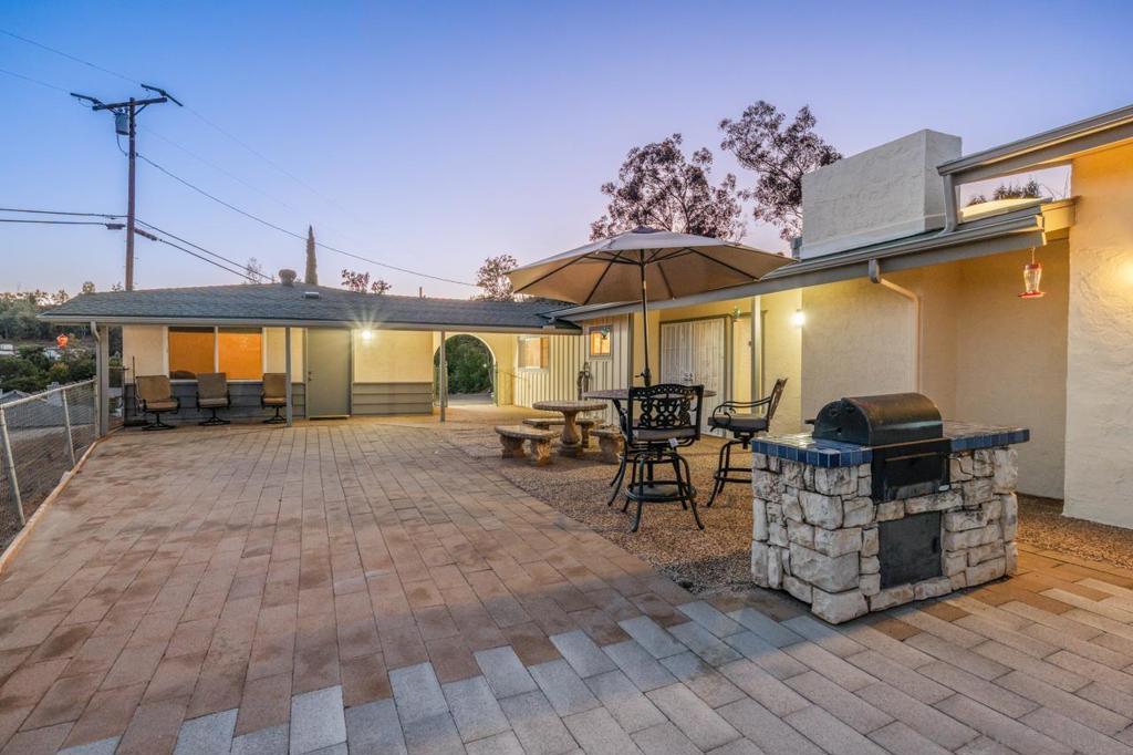 11330 Posthill Road Property Photo 7