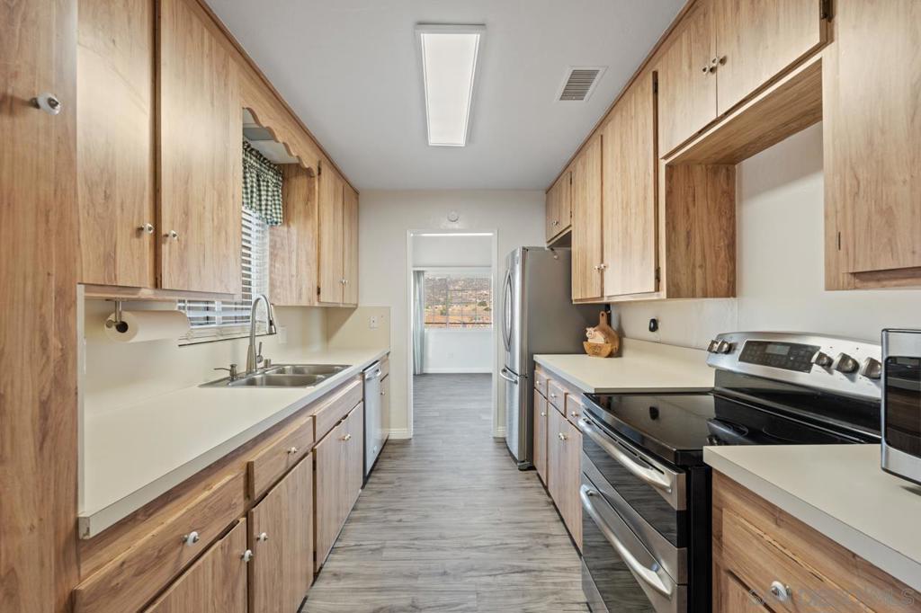 11330 Posthill Road Property Photo 13