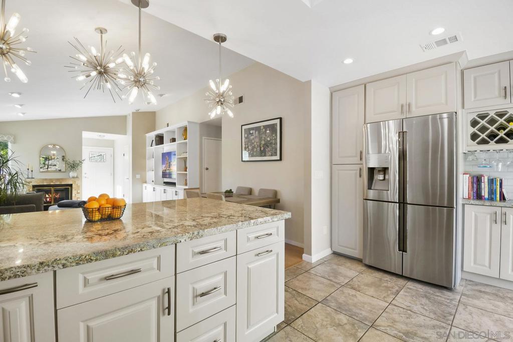 12061 Rue Des Amis Property Photo 17