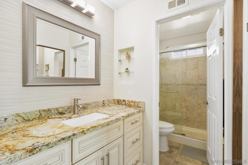 12061 Rue Des Amis Property Photo 25