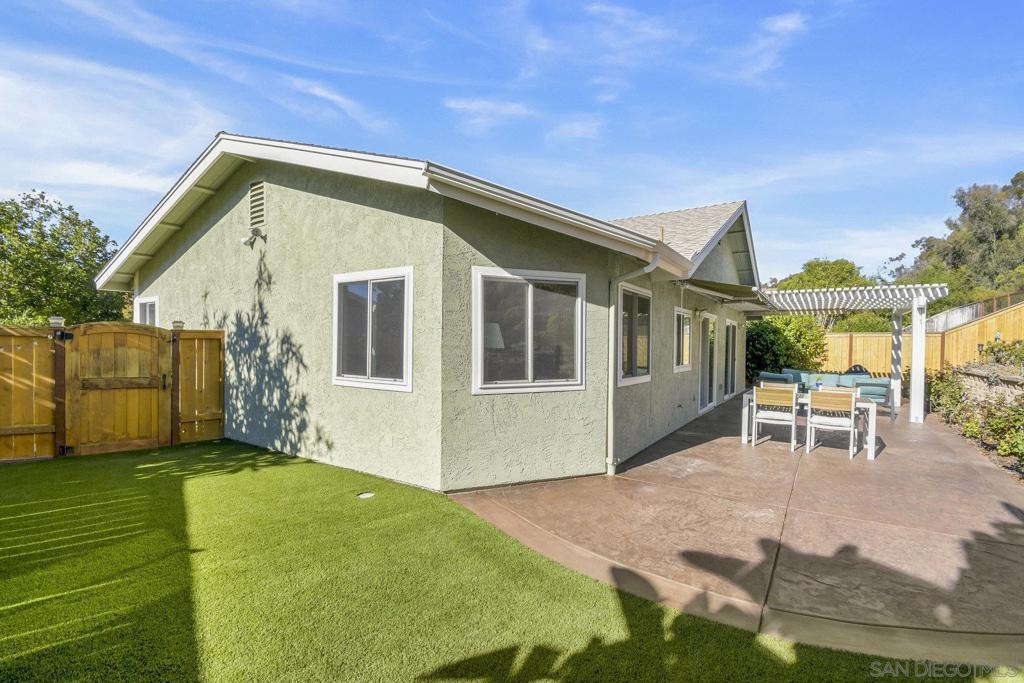 12061 Rue Des Amis Property Photo 29