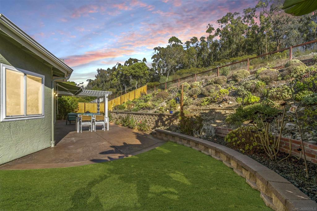 12061 Rue Des Amis Property Photo 30