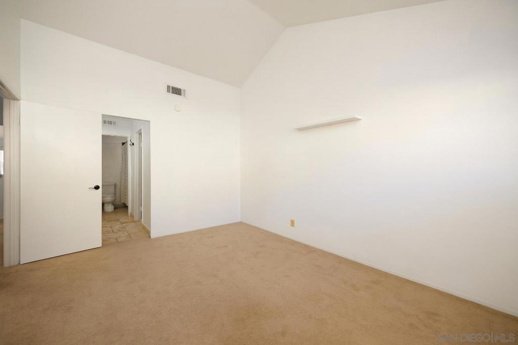 9205 Camino Del Verde Property Photo 10