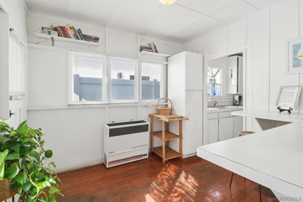 719 Jersey Ct Property Photo 25