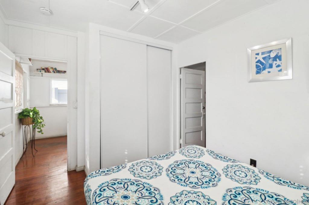 719 Jersey Ct Property Photo 28