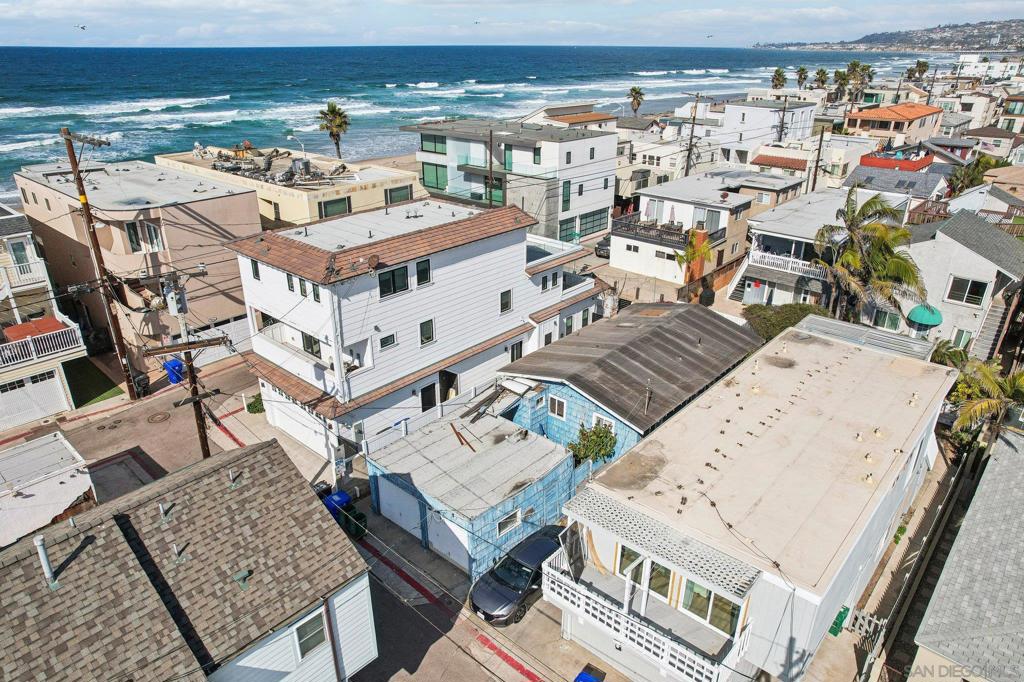 719 Jersey Ct Property Photo 37