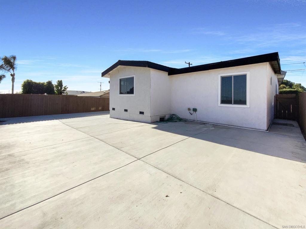 5819 Roanoke St Property Photo 25