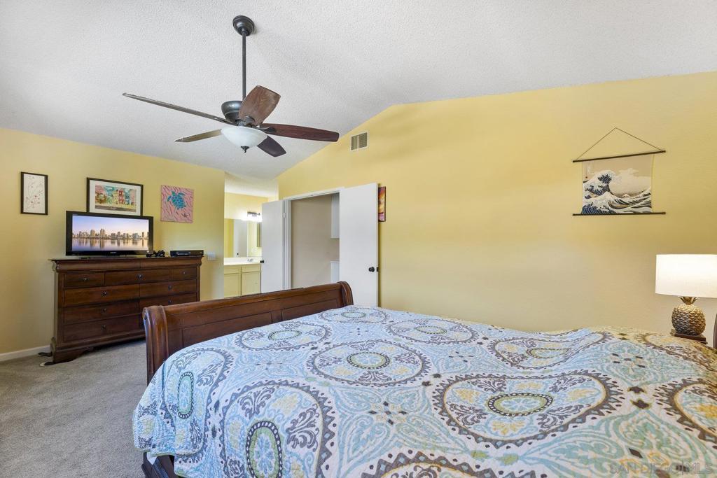 13879 Paseo Cardiel Property Photo 18