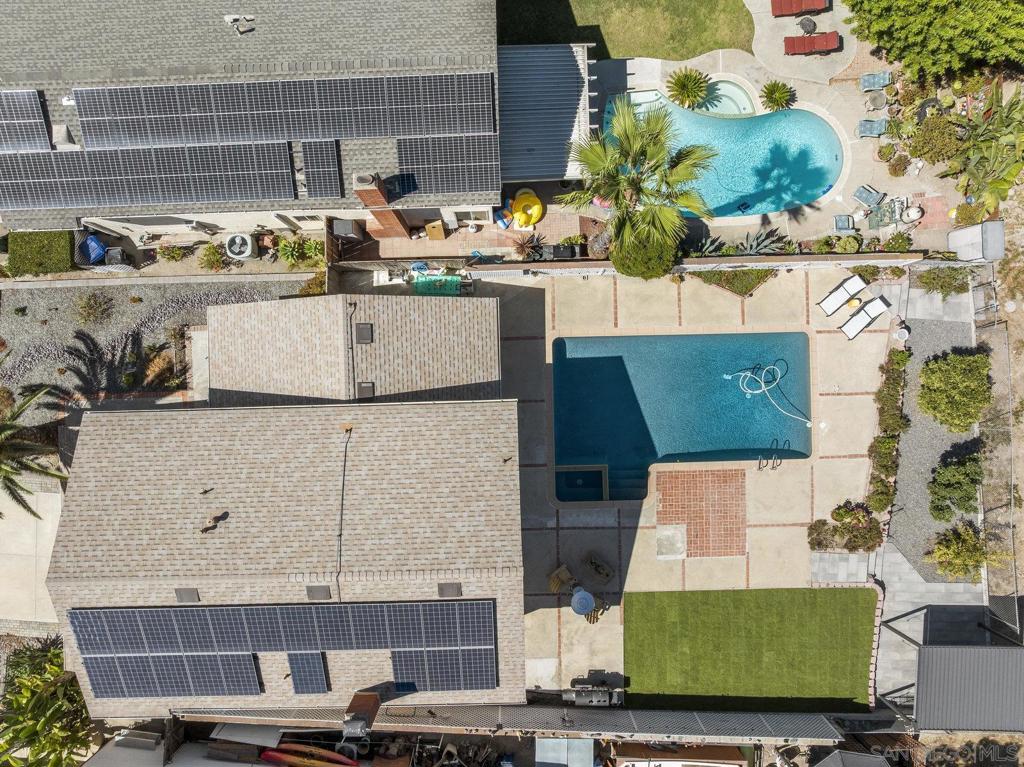 13879 Paseo Cardiel Property Photo 31