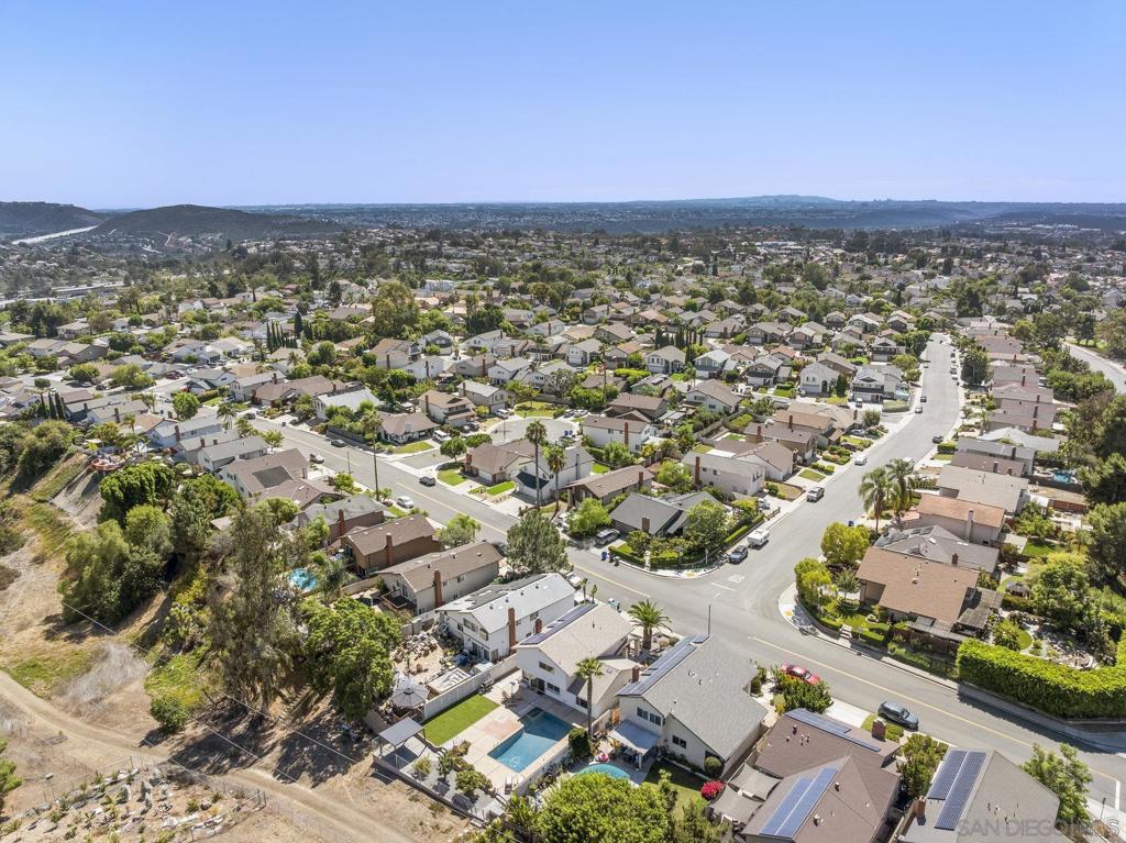 13879 Paseo Cardiel Property Photo 35