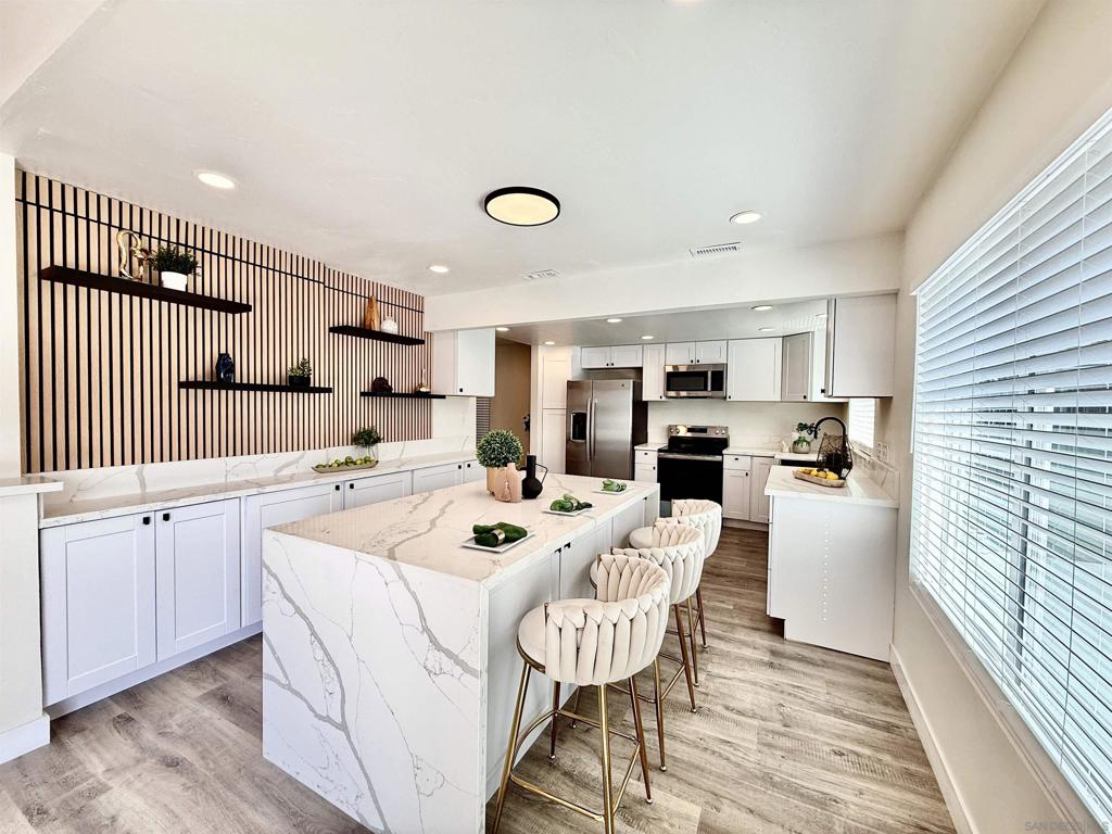 8815 Jackie Dr Property Photo 3