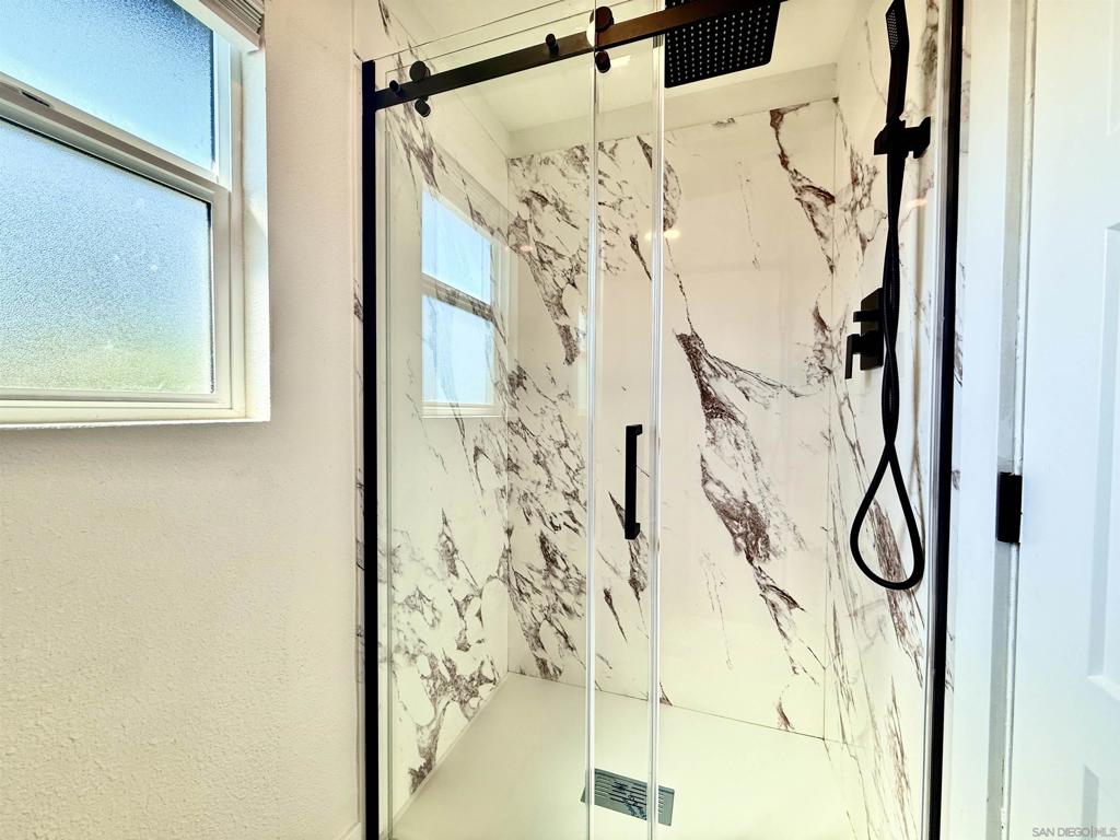 8815 Jackie Dr Property Photo 14