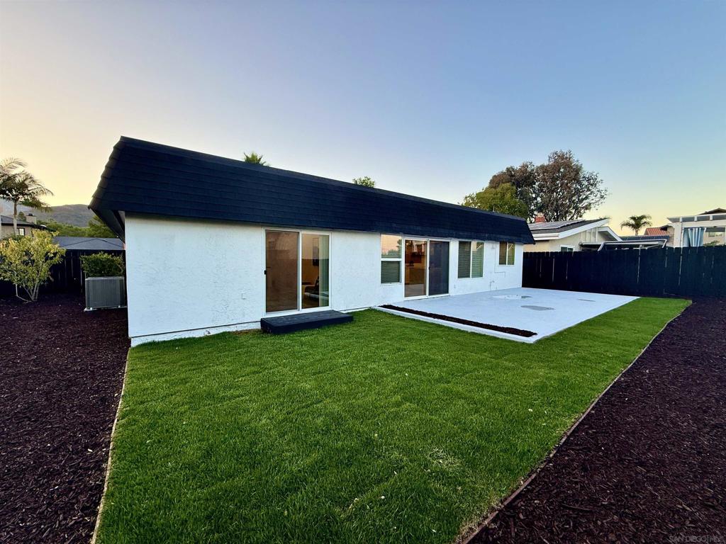 8815 Jackie Dr Property Photo 21