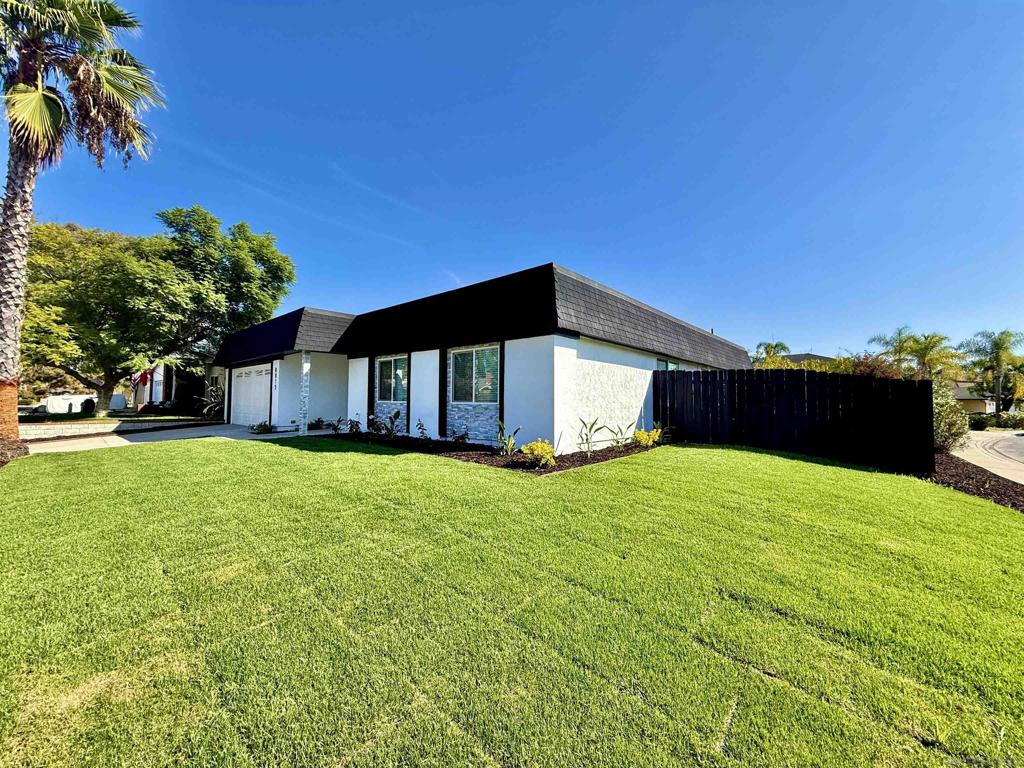 8815 Jackie Dr Property Photo 28