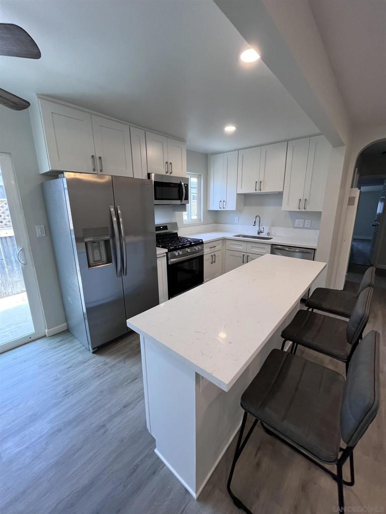 1057 Sumner Ave Property Photo 5