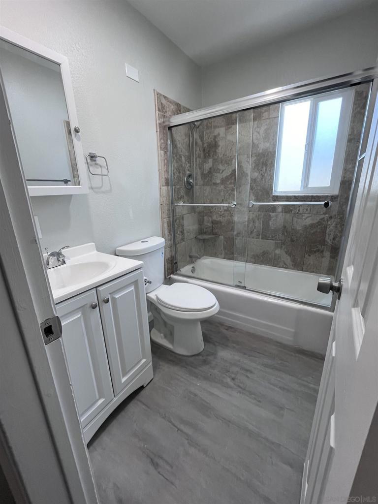 1057 Sumner Ave Property Photo 9