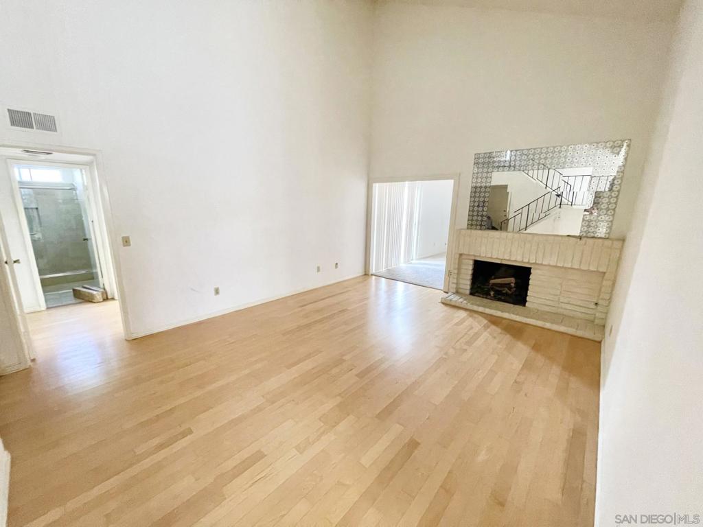 1537 Grewia Ct Property Photo 10