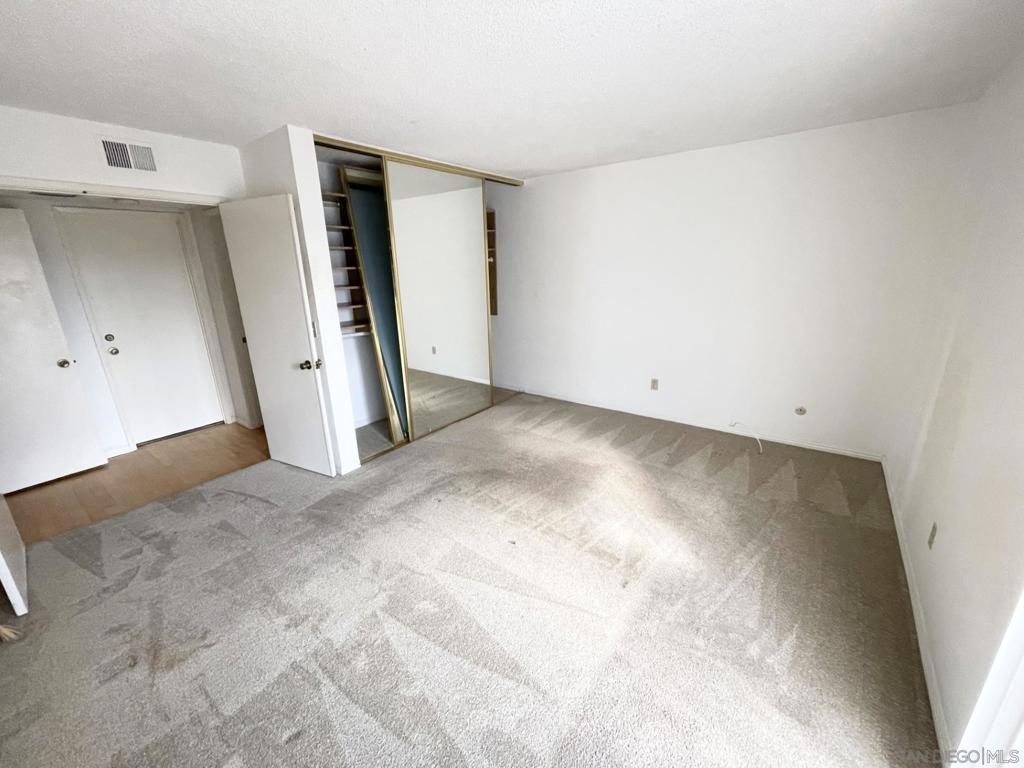 1537 Grewia Ct Property Photo 18