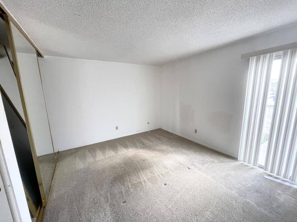 1537 Grewia Ct Property Photo 19