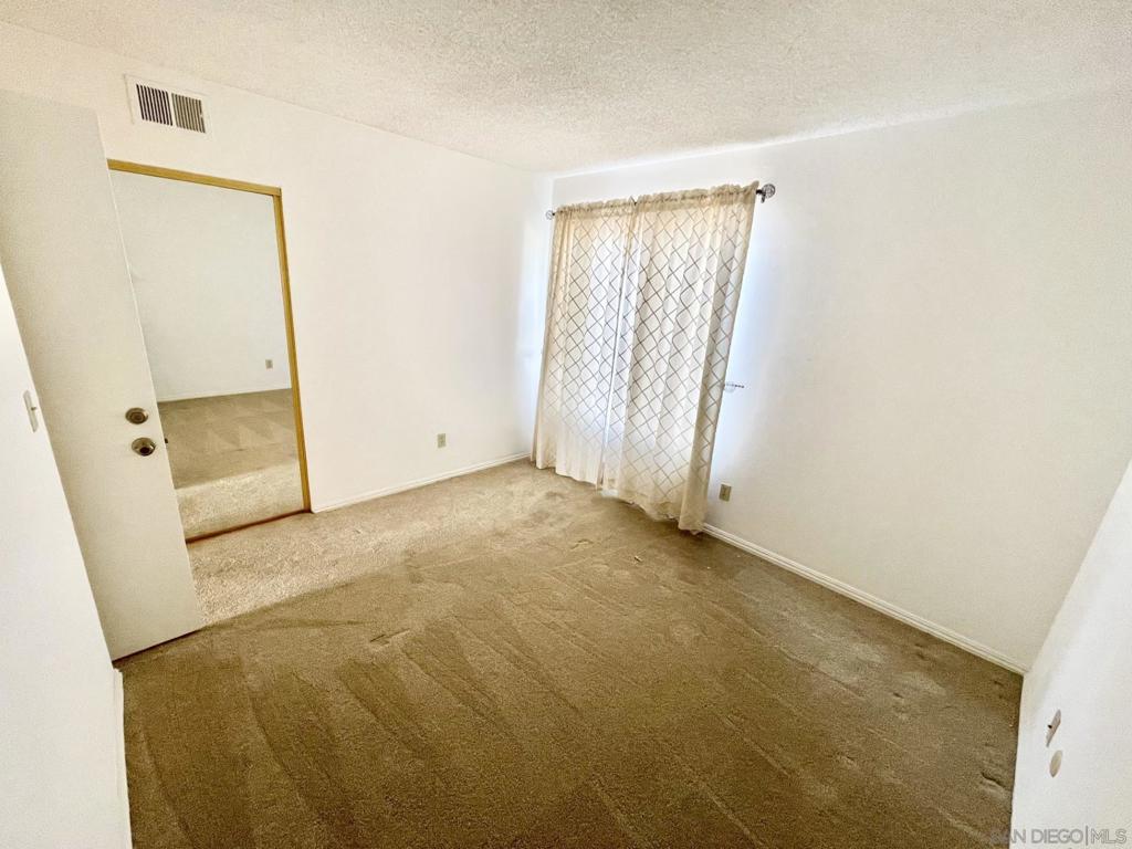 1537 Grewia Ct Property Photo 24