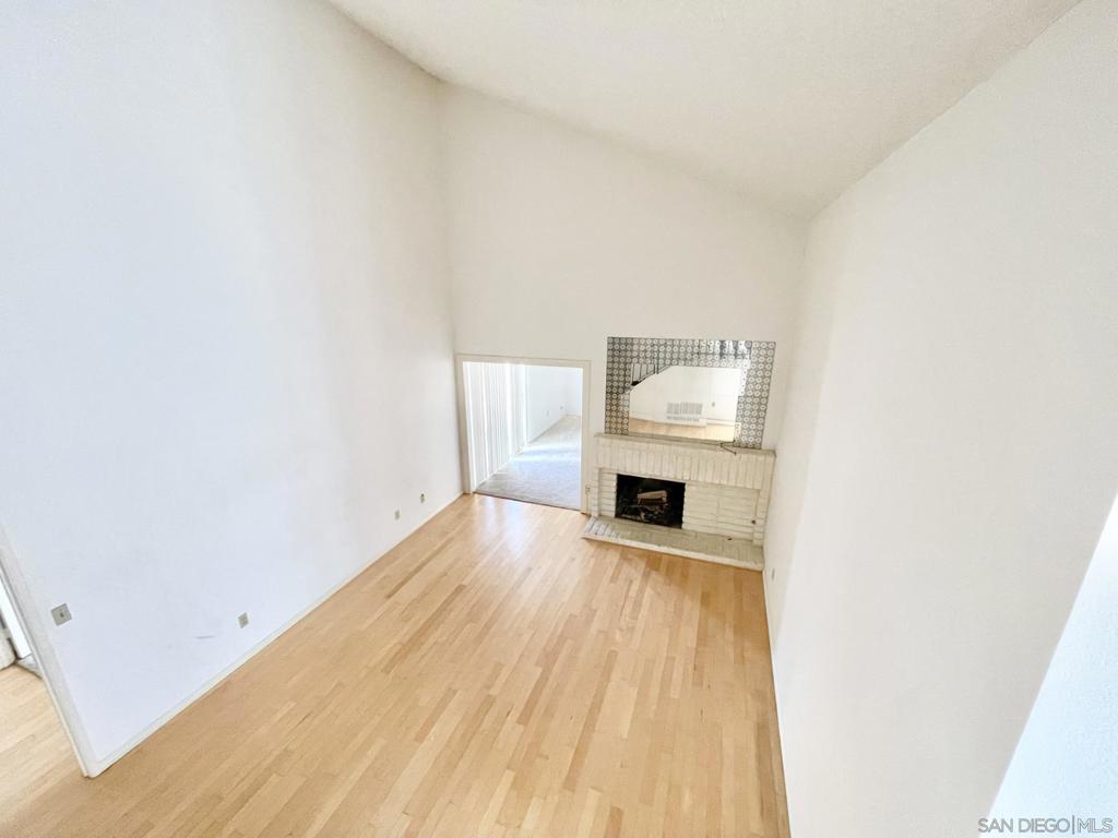 1537 Grewia Ct Property Photo 29