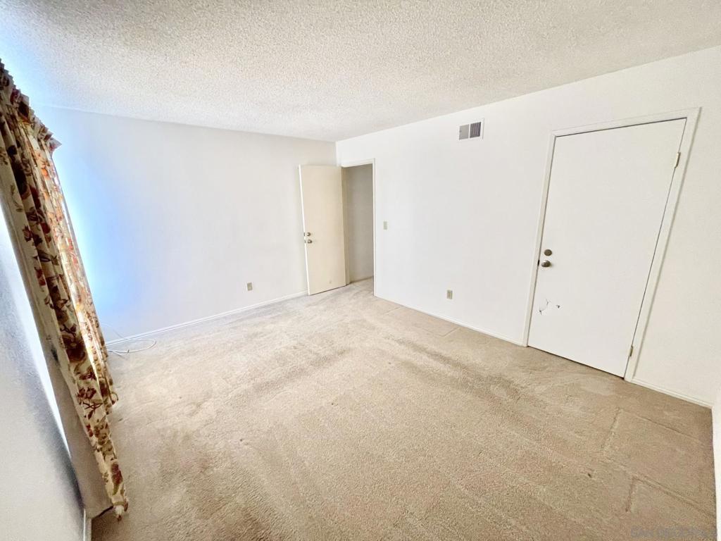 1537 Grewia Ct Property Photo 37