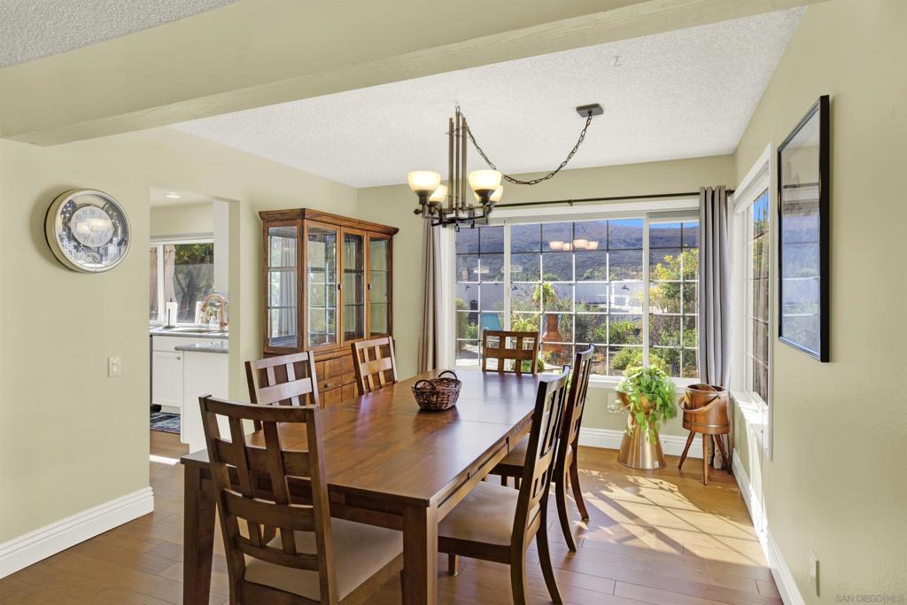 11048 Carlota St Property Photo 4