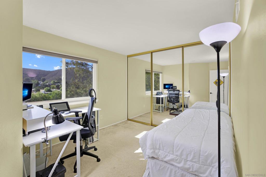 11048 Carlota St Property Photo 15