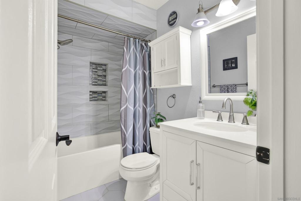 11048 Carlota St Property Photo 22