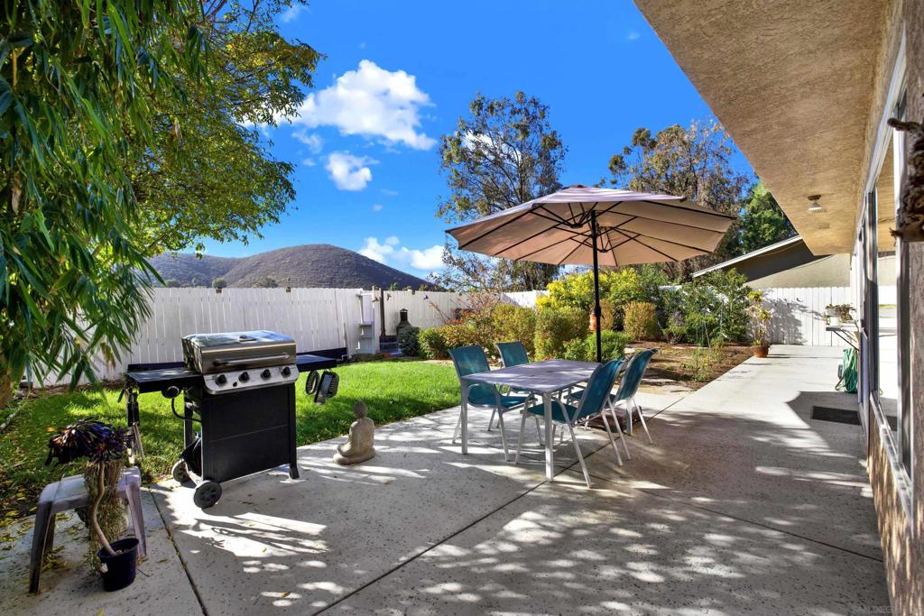 11048 Carlota St Property Photo 23