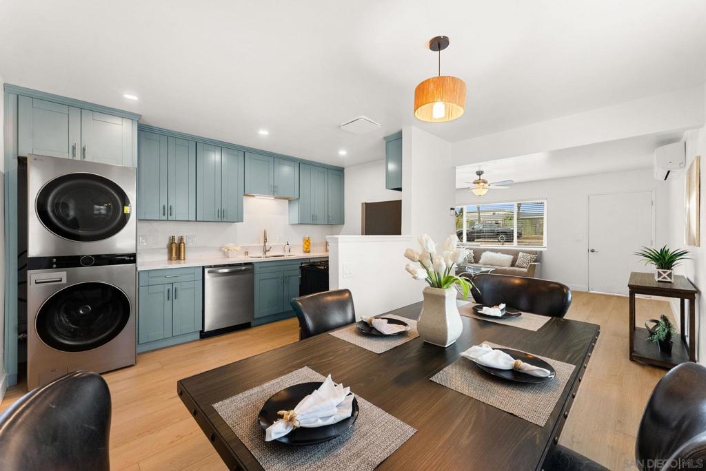 981 83 Elder Ave Property Photo 2