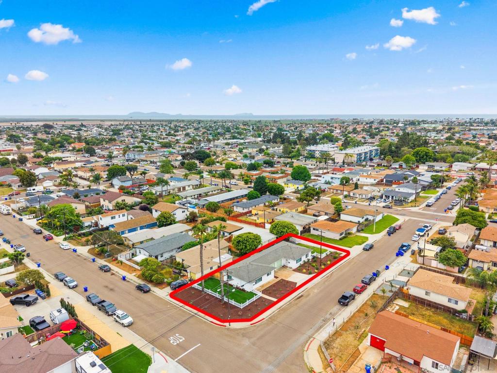 981 83 Elder Ave Property Photo 15