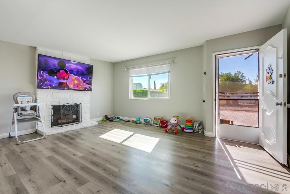 634 Daisy Street Property Photo 15