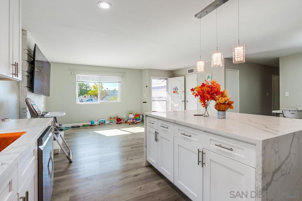 634 Daisy Street Property Photo 22