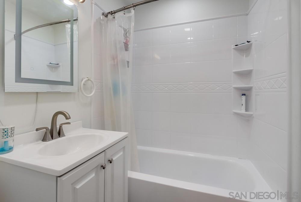 634 Daisy Street Property Photo 34