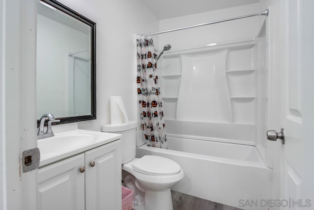 634 Daisy Street Property Photo 53