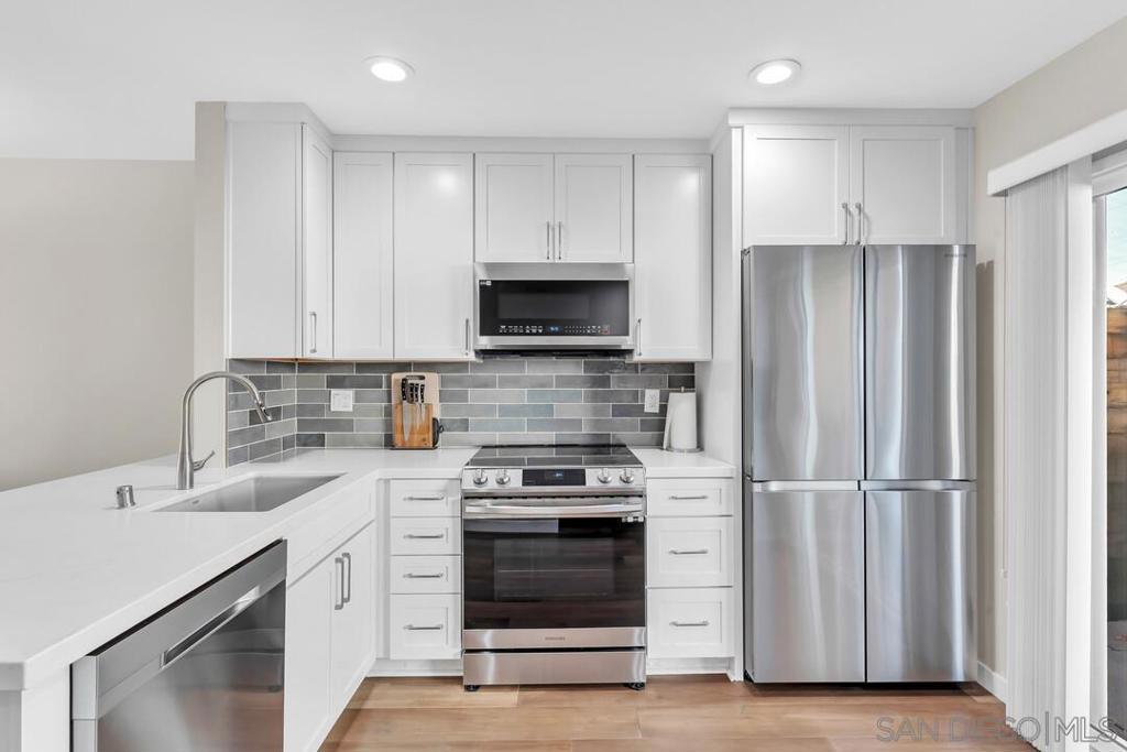 10339 Carefree Dr Property Photo 1