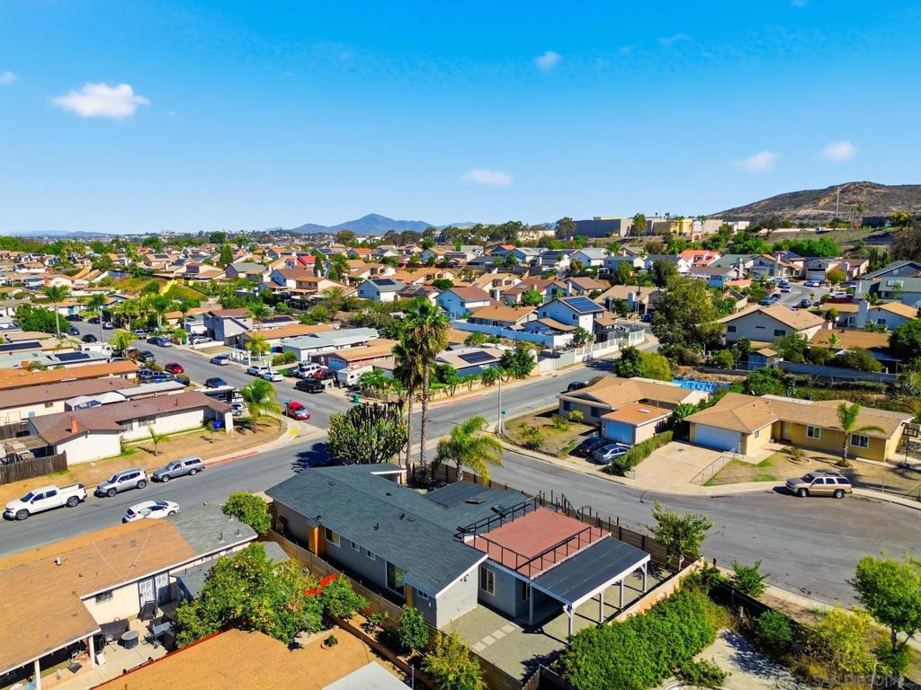 4325 Darwin Way Property Photo 4