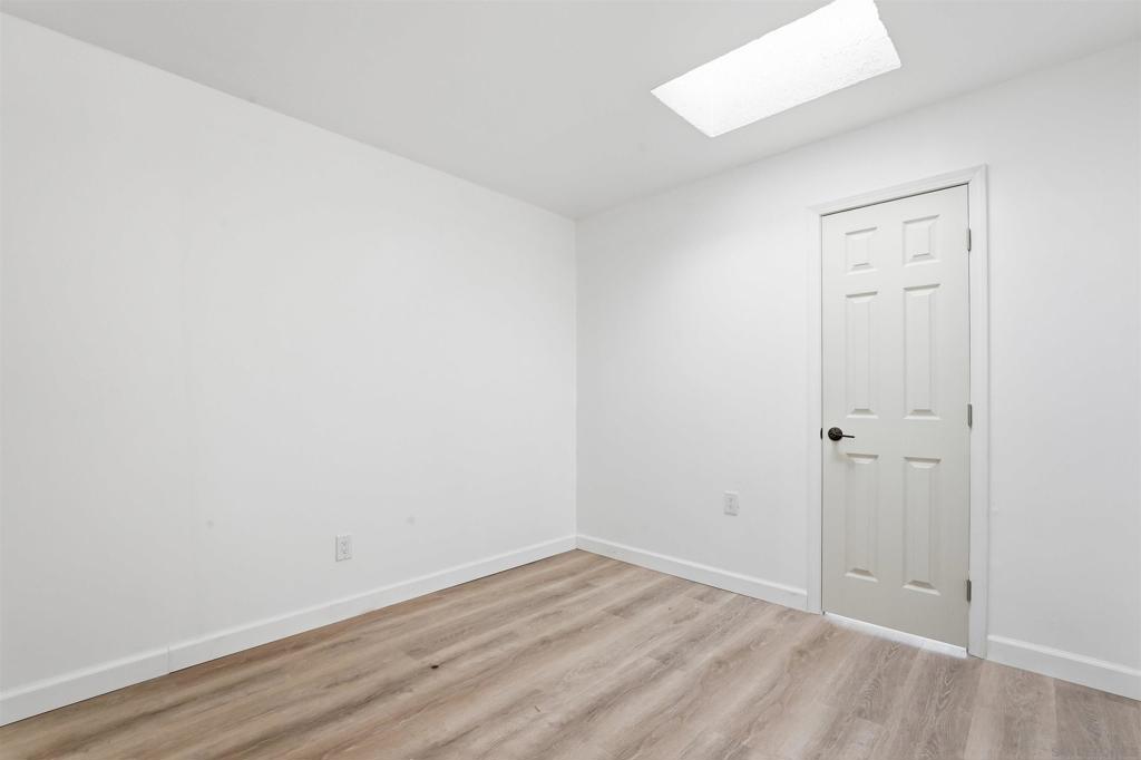 4325 Darwin Way Property Photo 9